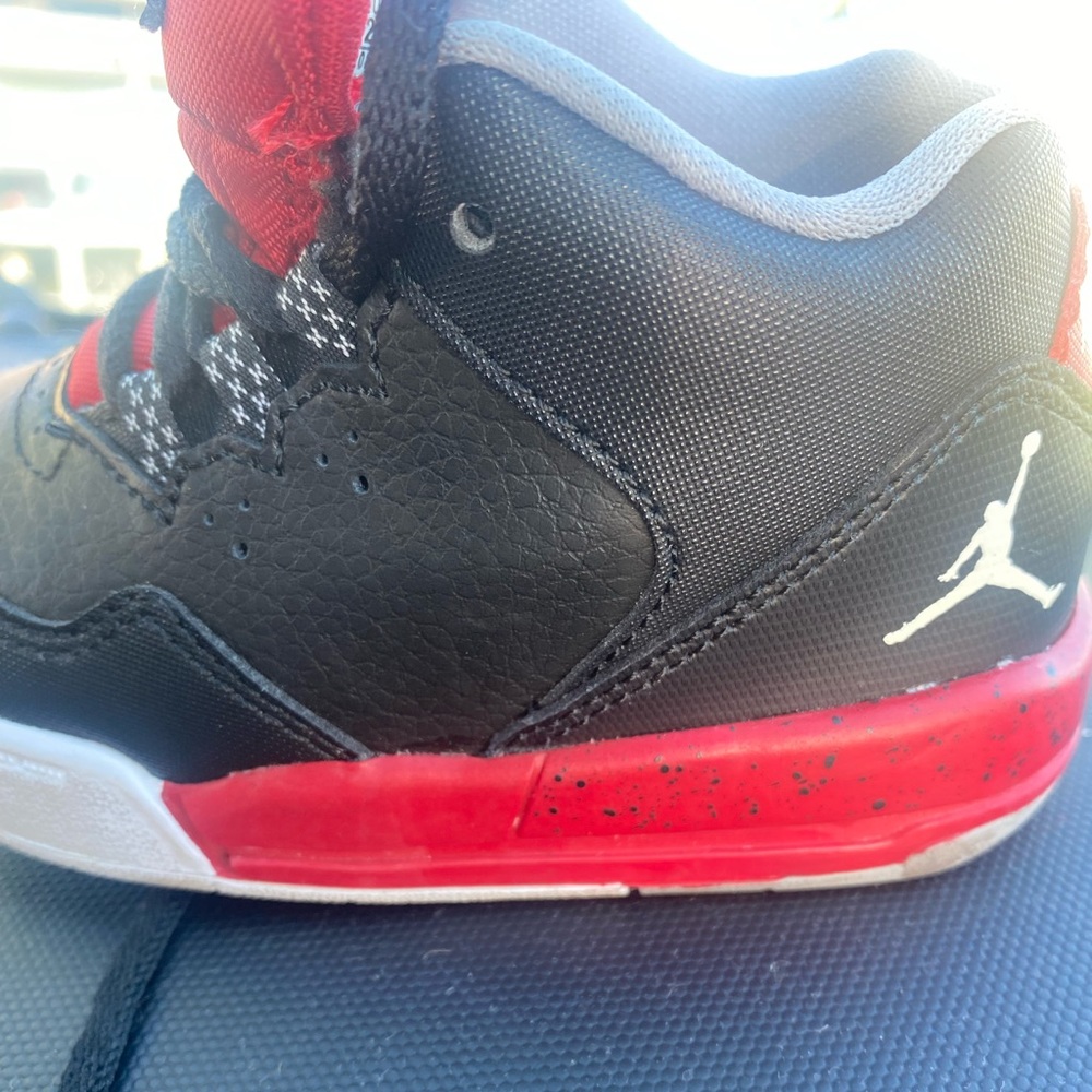 Kids shoes